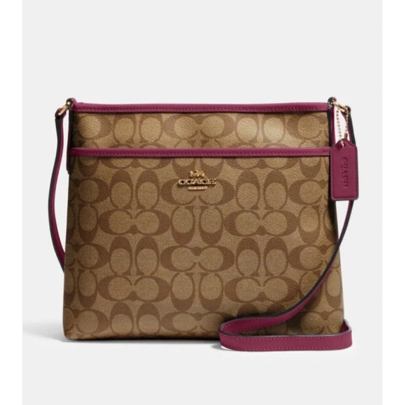 Coach Handbags - COACH crossbody